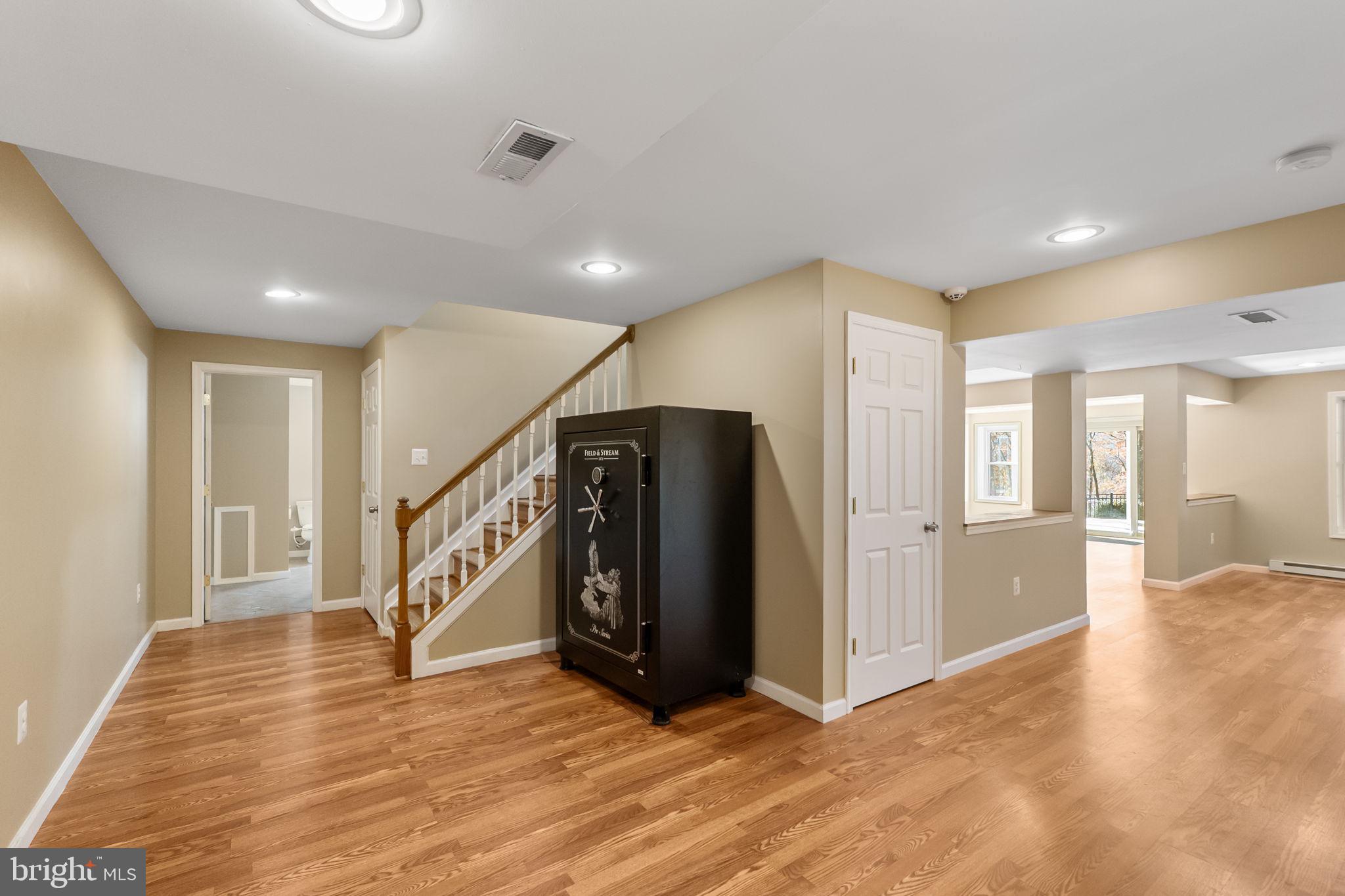 POTOMAC VISTAS - Residential