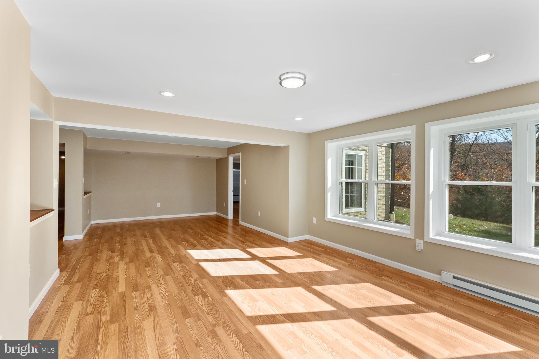 POTOMAC VISTAS - Residential