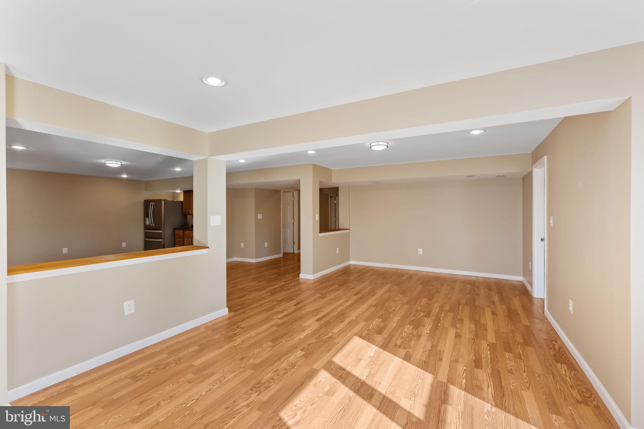 POTOMAC VISTAS - Residential