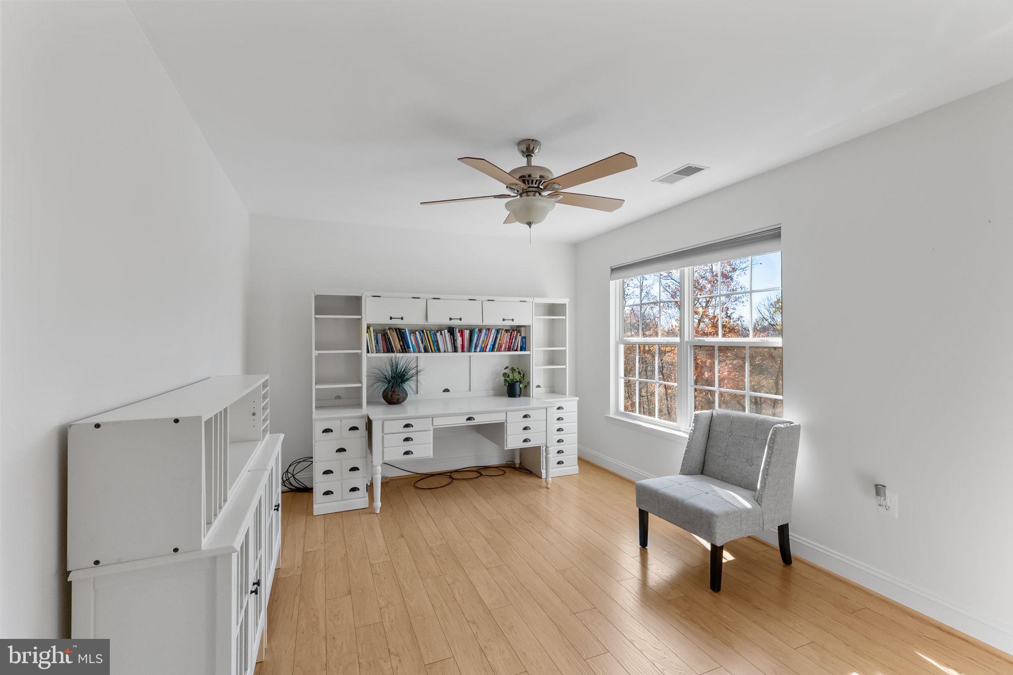 POTOMAC VISTAS - Residential