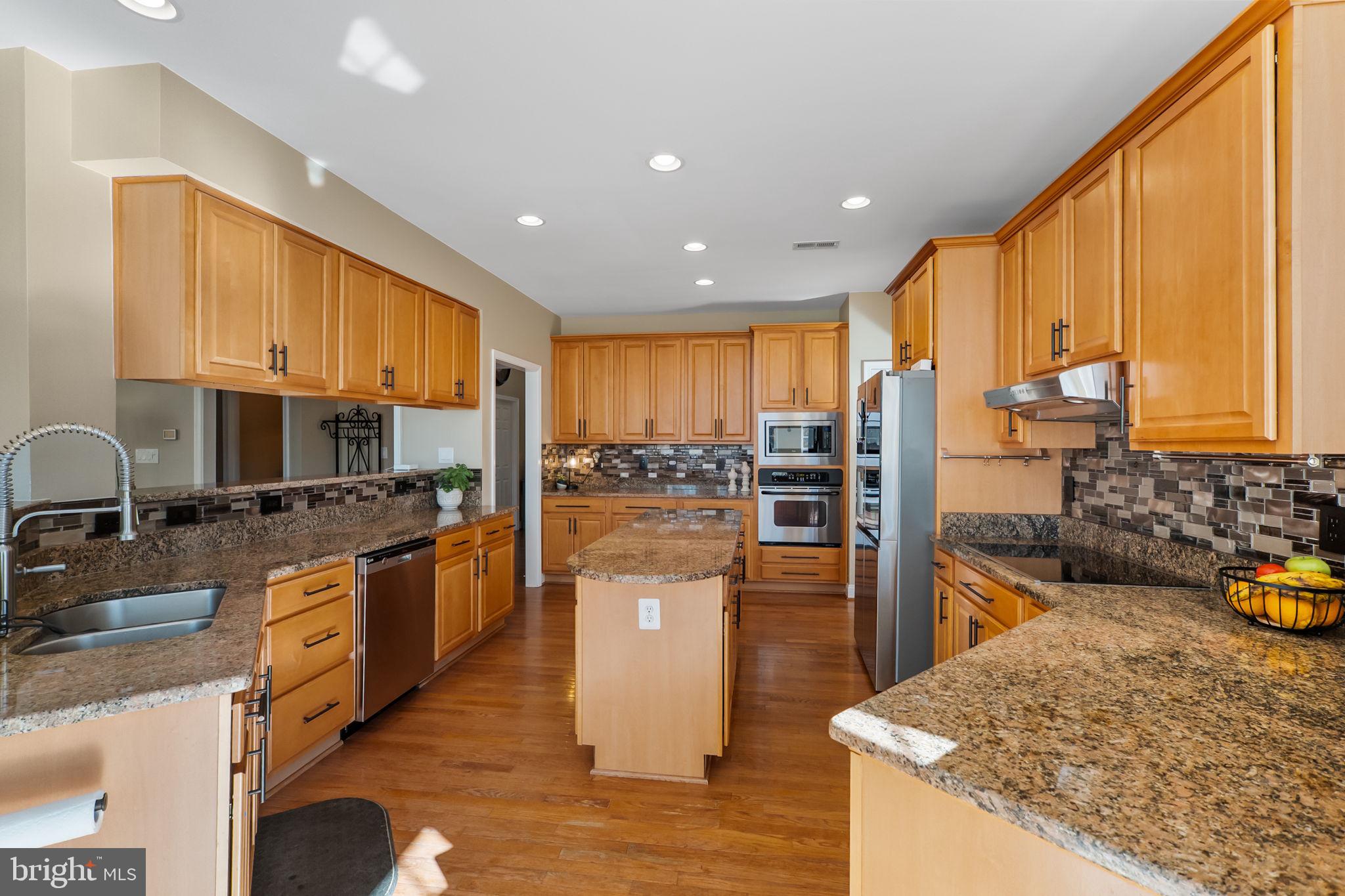 POTOMAC VISTAS - Residential