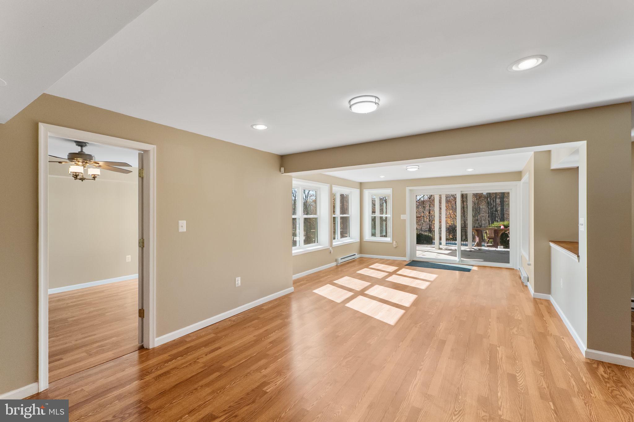 POTOMAC VISTAS - Residential