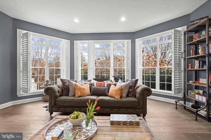 QUARRY LAKE - Residential Lease