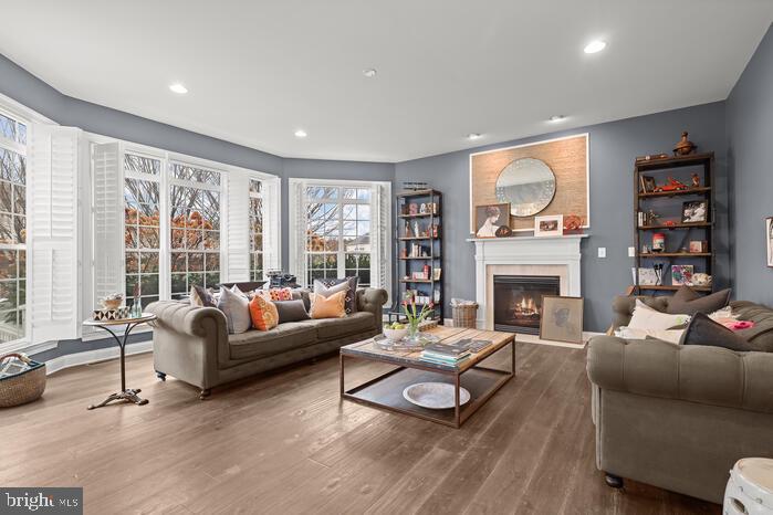 QUARRY LAKE - Residential Lease