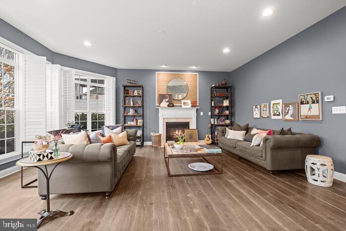 QUARRY LAKE - Residential Lease