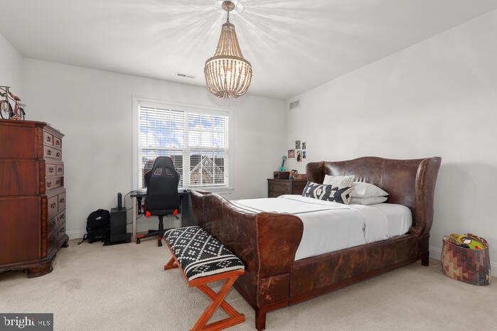 QUARRY LAKE - Residential Lease