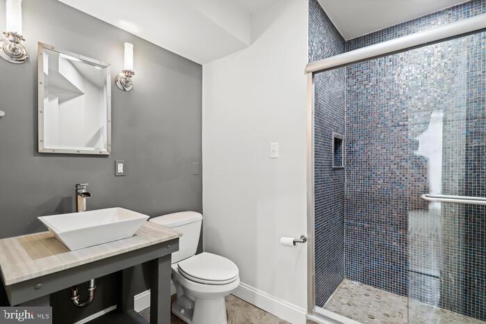 QUARRY LAKE - Residential Lease