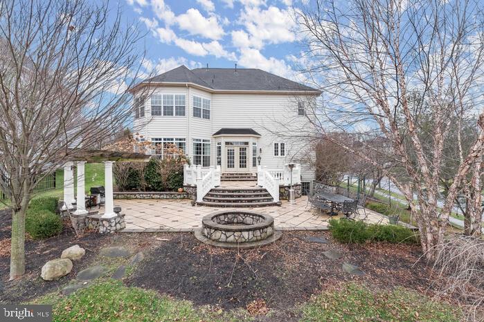 QUARRY LAKE - Residential Lease