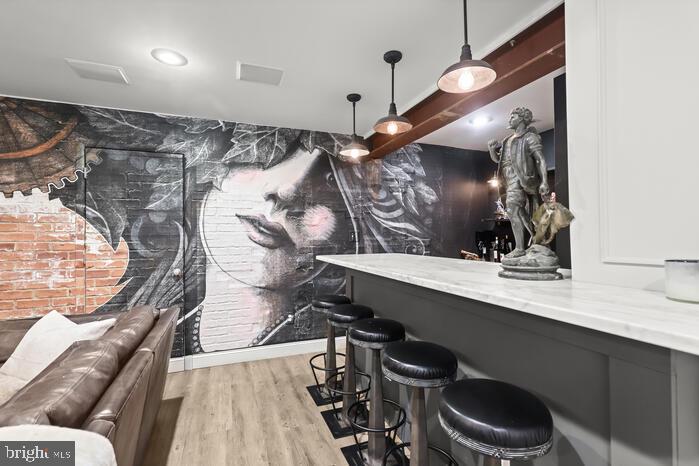 QUARRY LAKE - Residential Lease