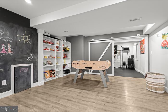 QUARRY LAKE - Residential Lease