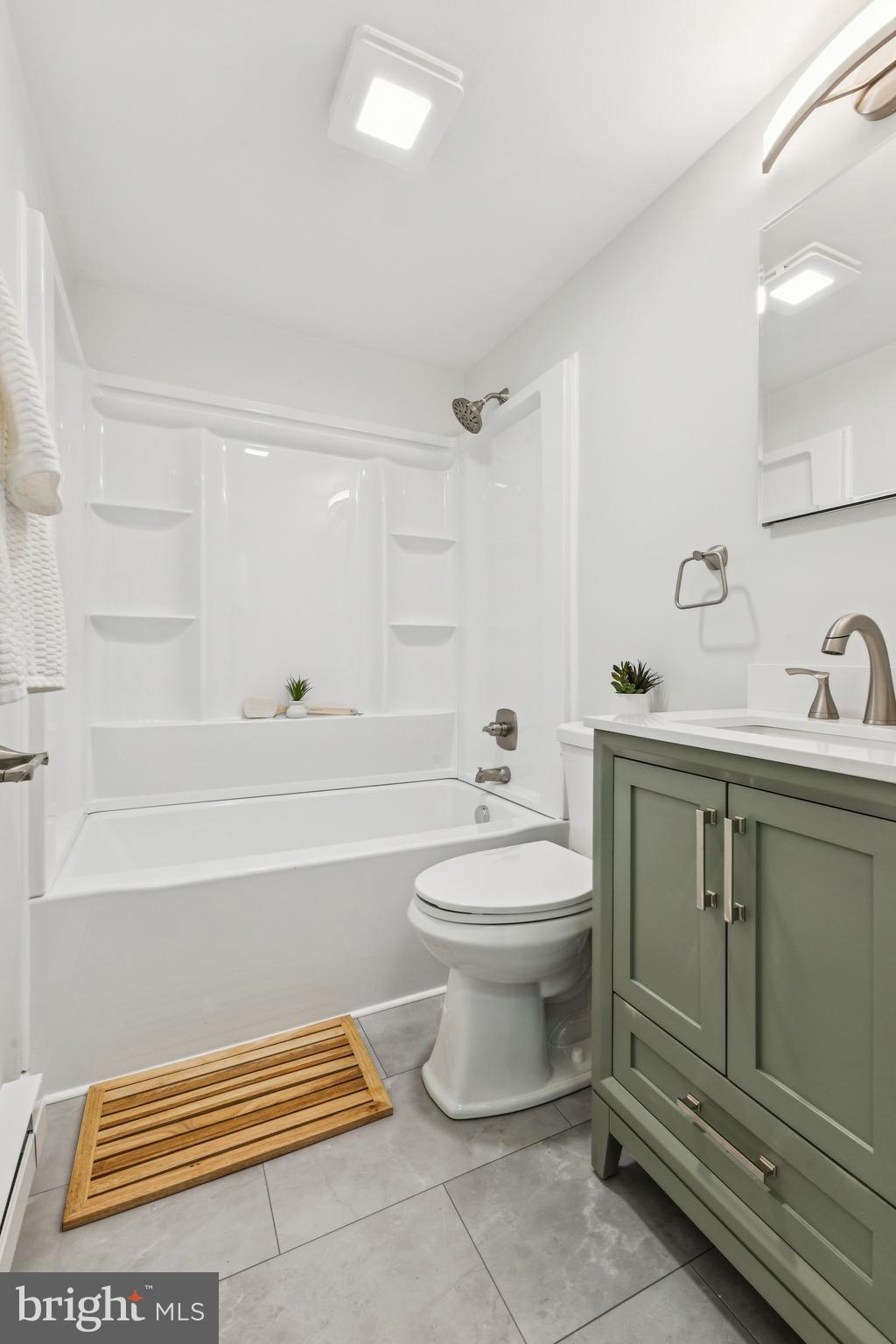 OAKRIDGE / COUNTRY RIDGE - Residential