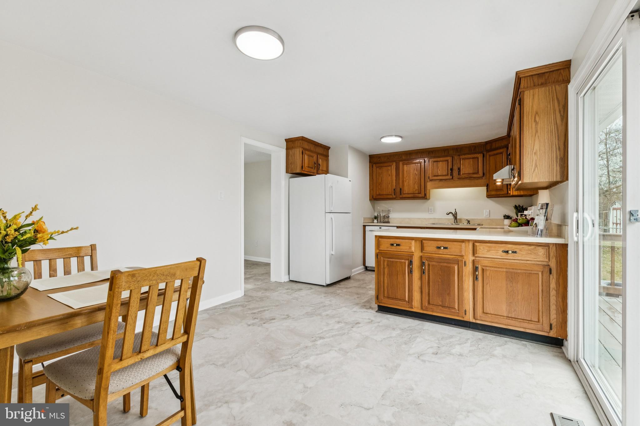 OAKRIDGE / COUNTRY RIDGE - Residential