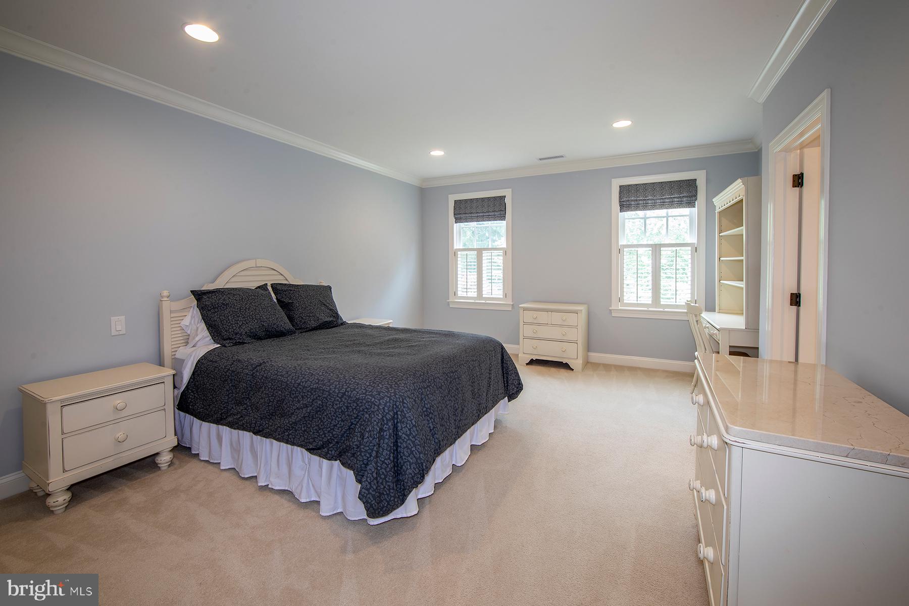 BUTTONWOOD FARMS - Residential