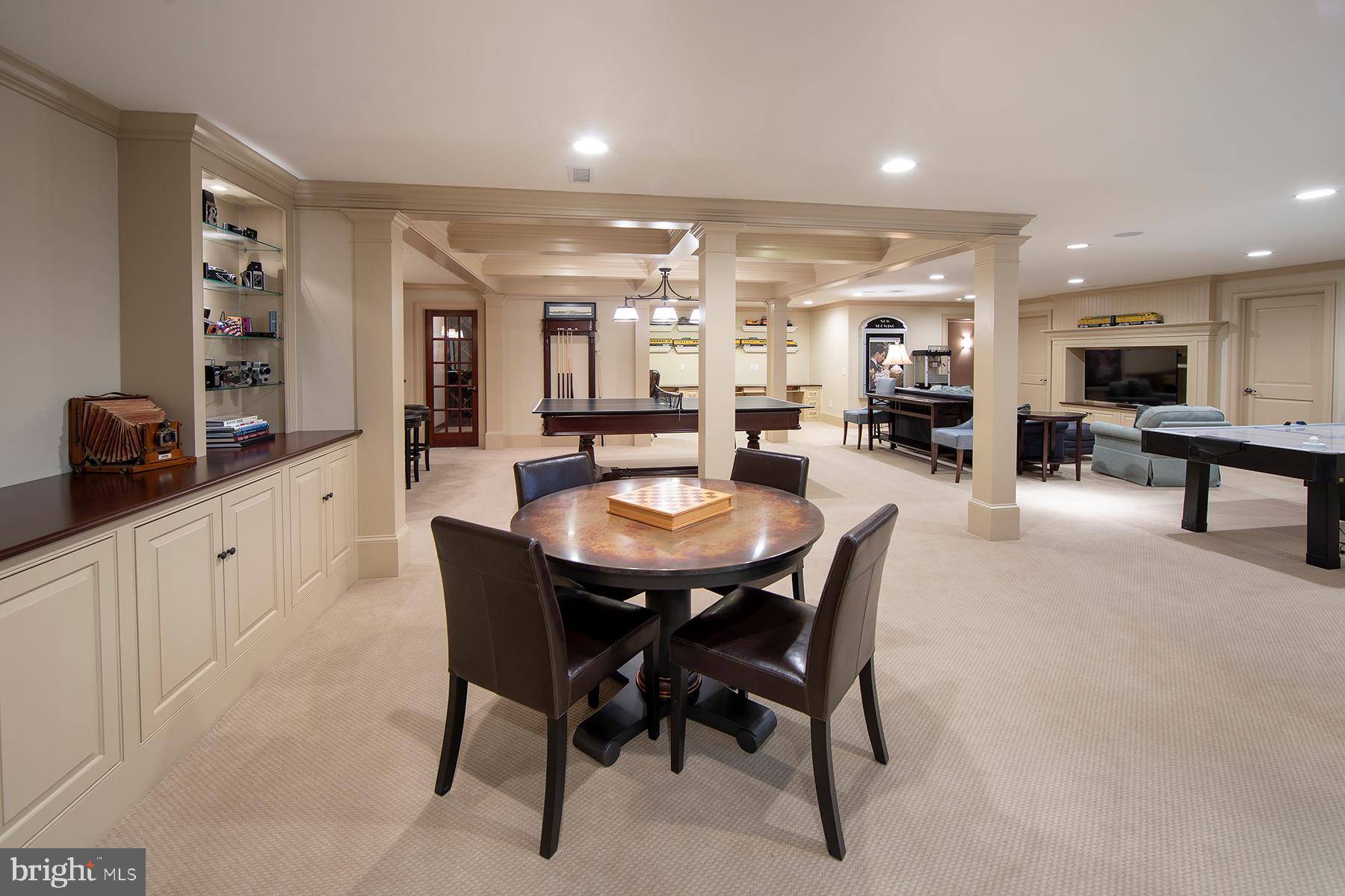 BUTTONWOOD FARMS - Residential