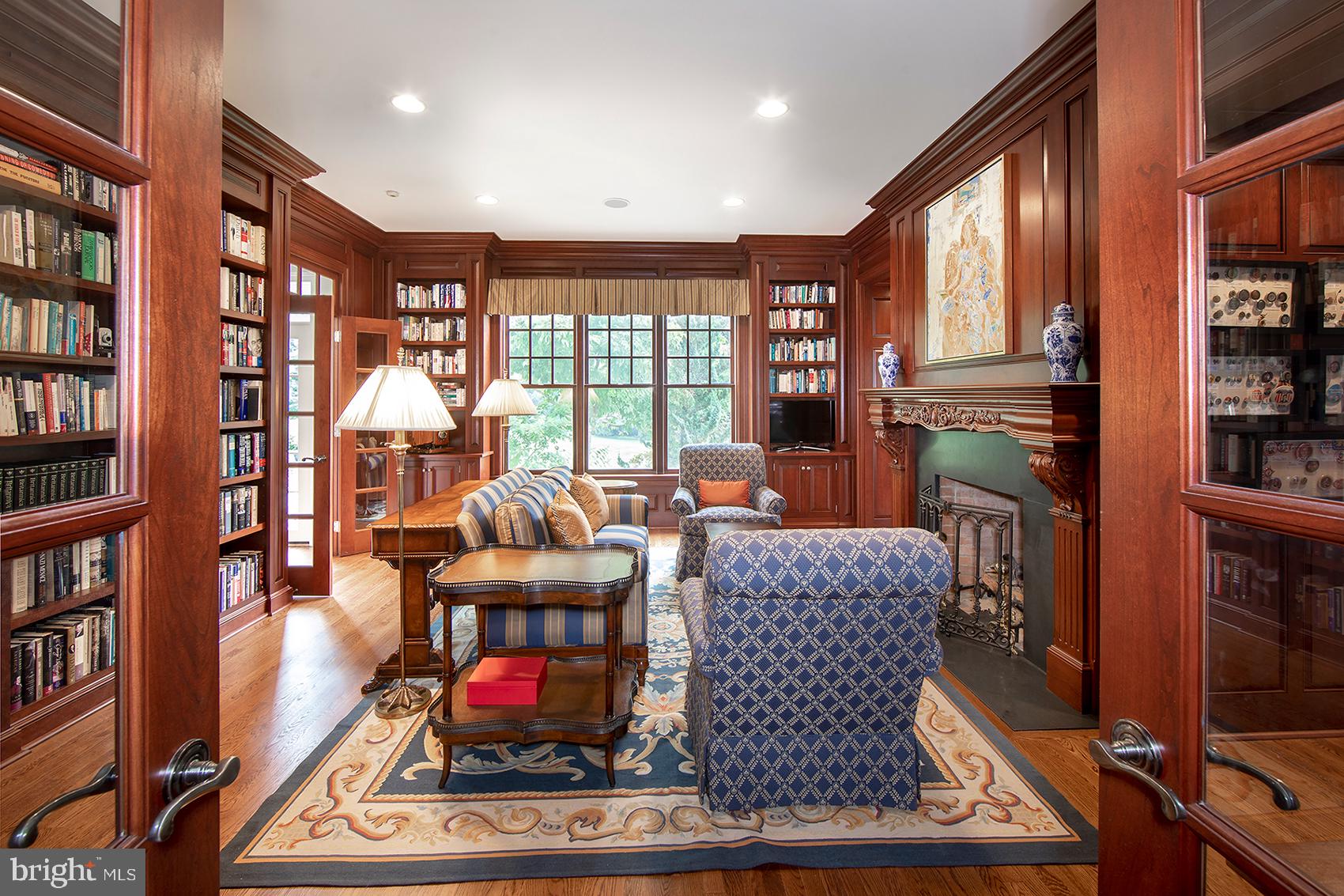 BUTTONWOOD FARMS - Residential