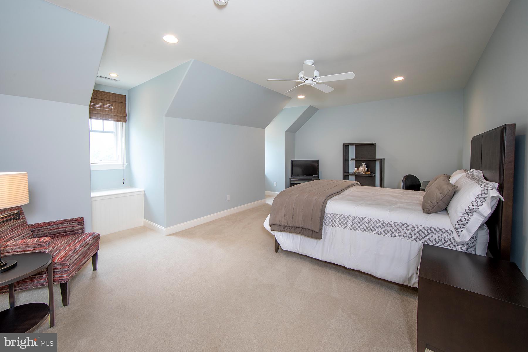 BUTTONWOOD FARMS - Residential