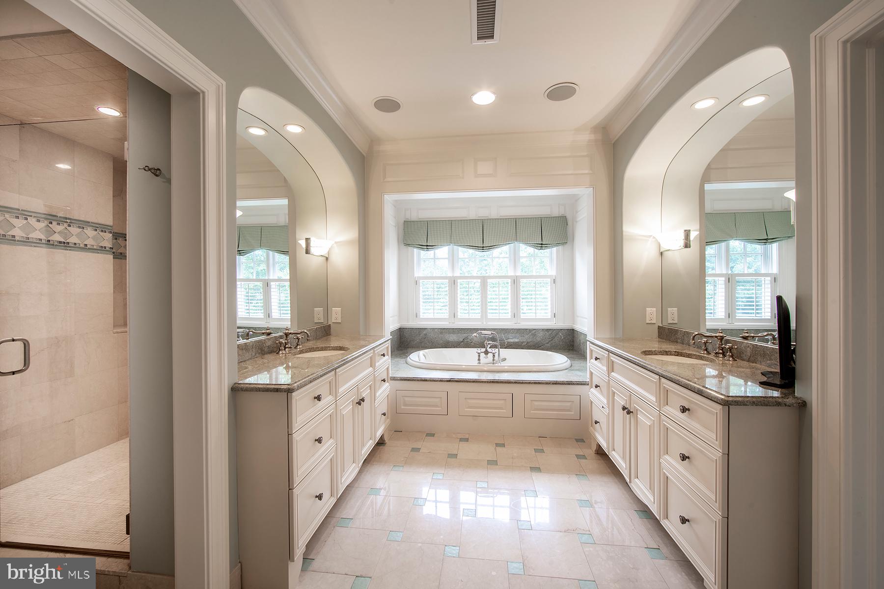 BUTTONWOOD FARMS - Residential