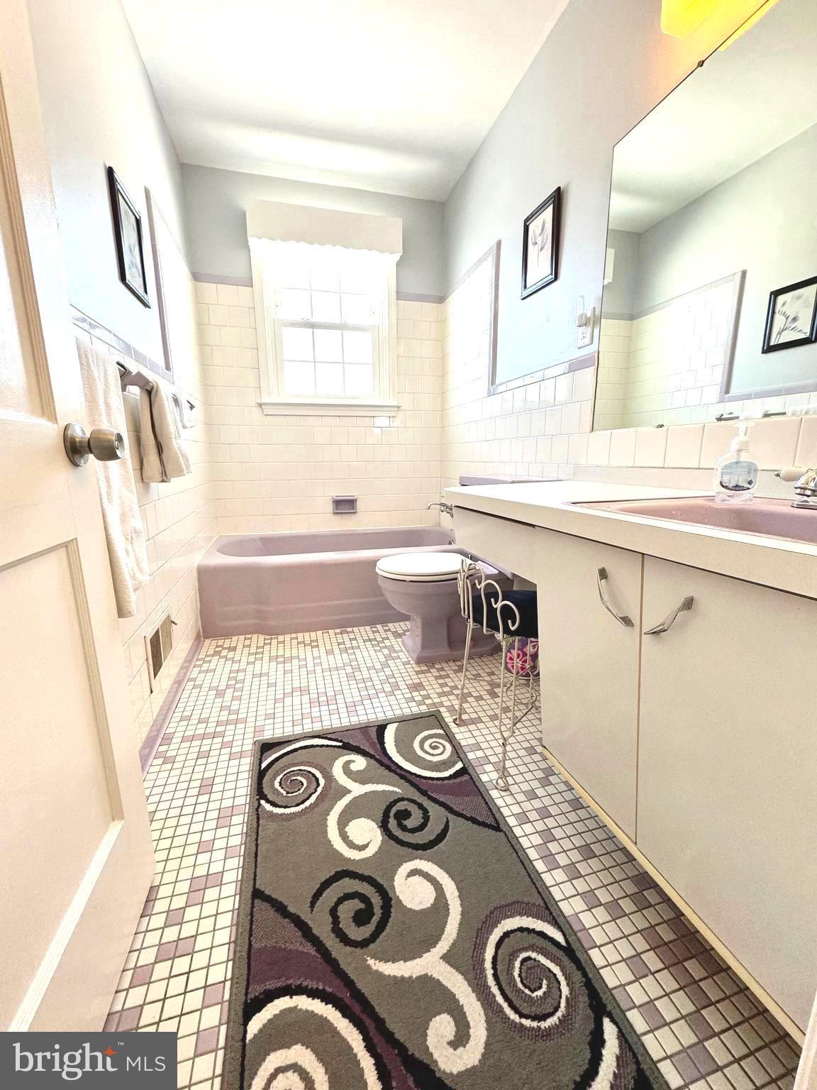 PIKESVILLE - Residential