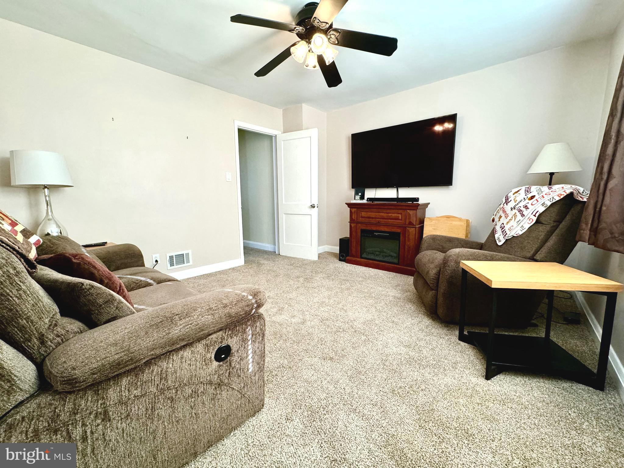 PIKESVILLE - Residential