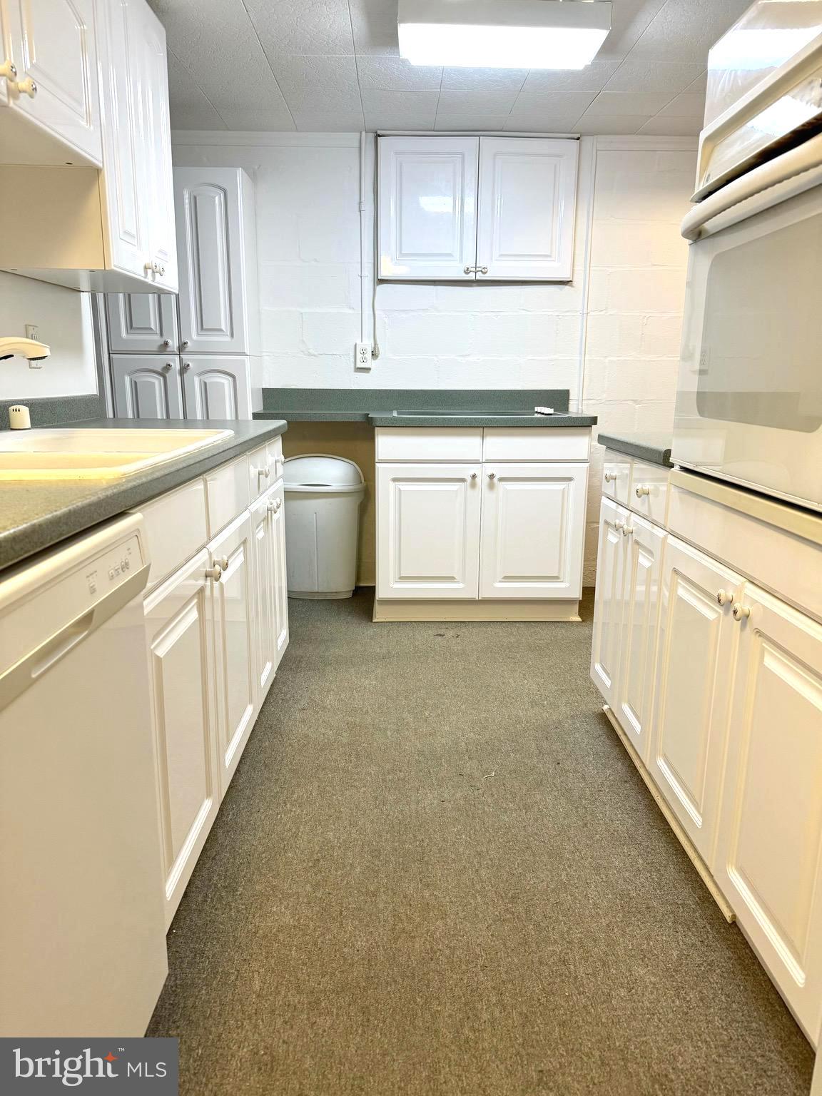 PIKESVILLE - Residential