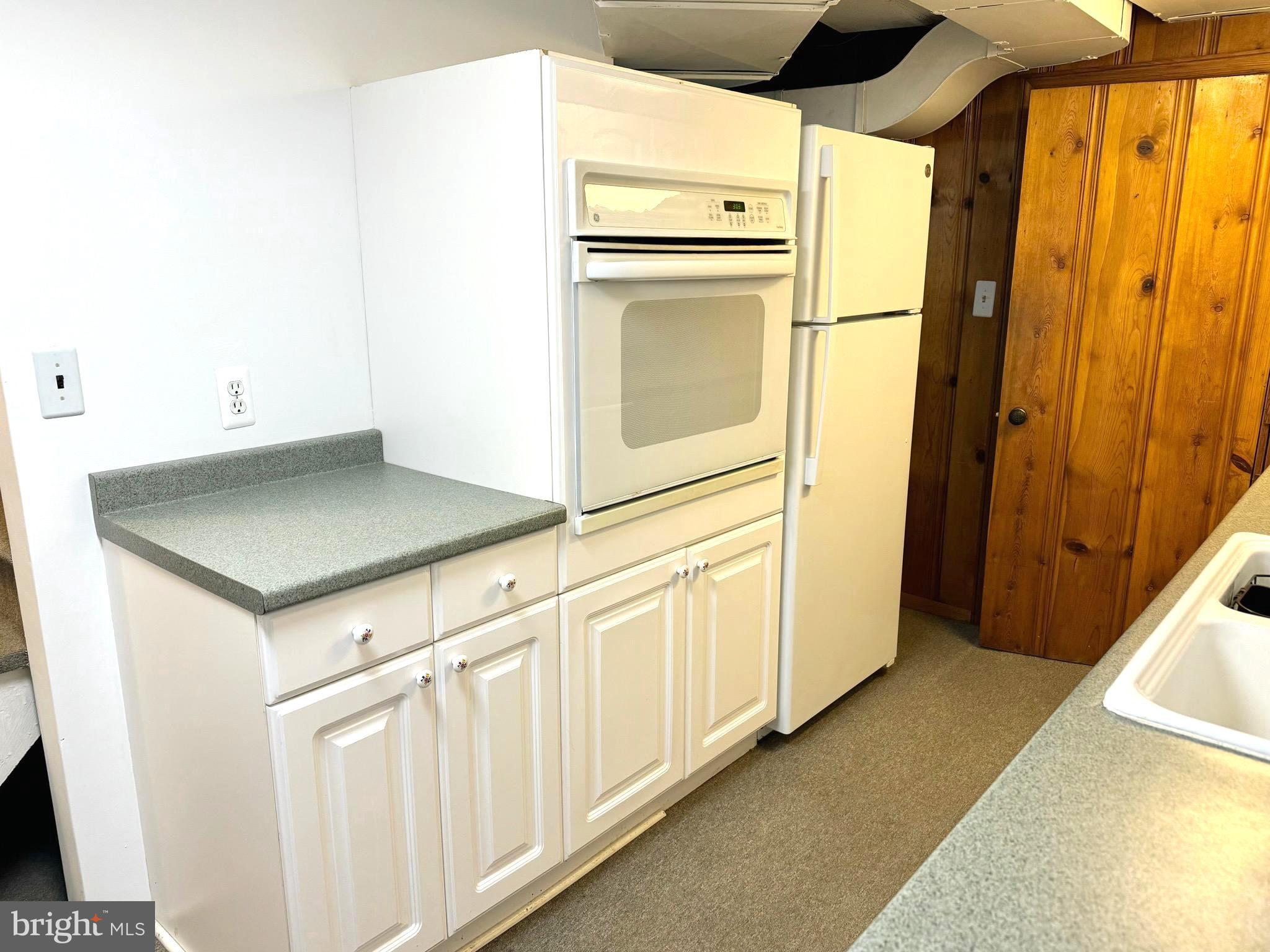 PIKESVILLE - Residential