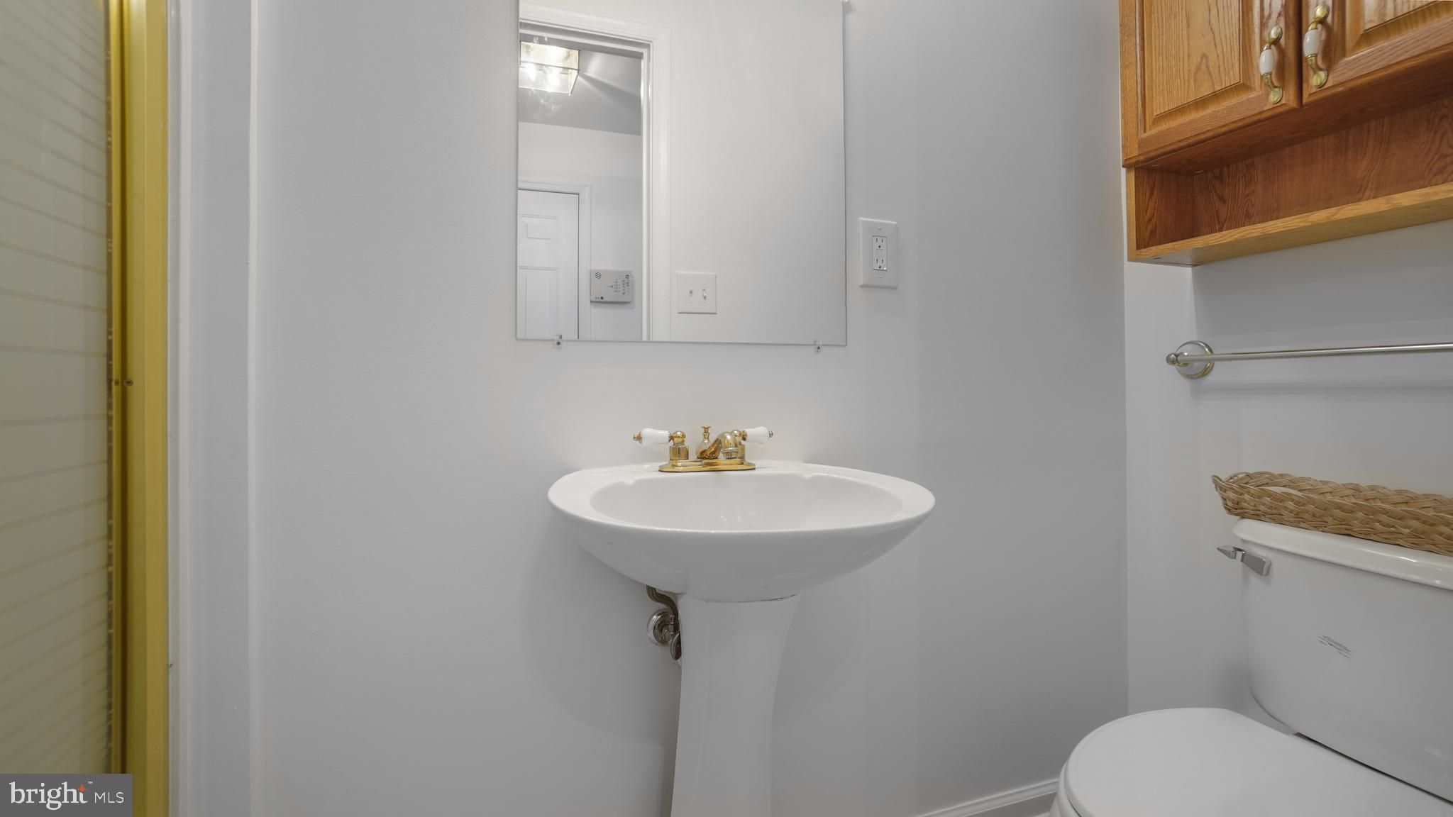 SEVEN OAKS - Residential