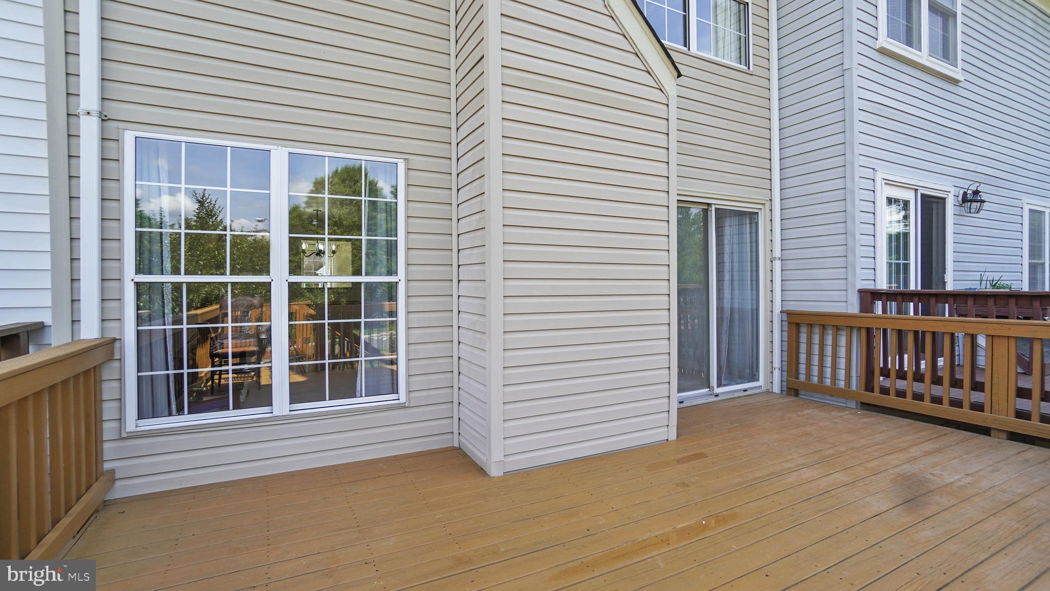 SEVEN OAKS - Residential