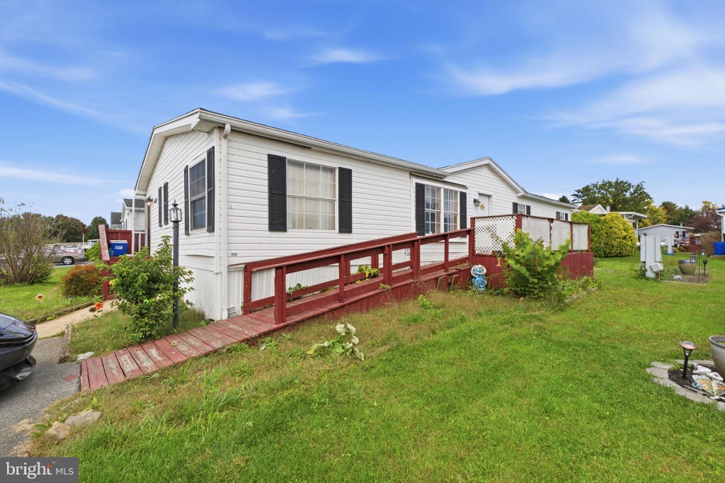 Photo of 405 Pheasant Ridge Circle, LANCASTER, PA 17603 (MLS # PALA2097204)