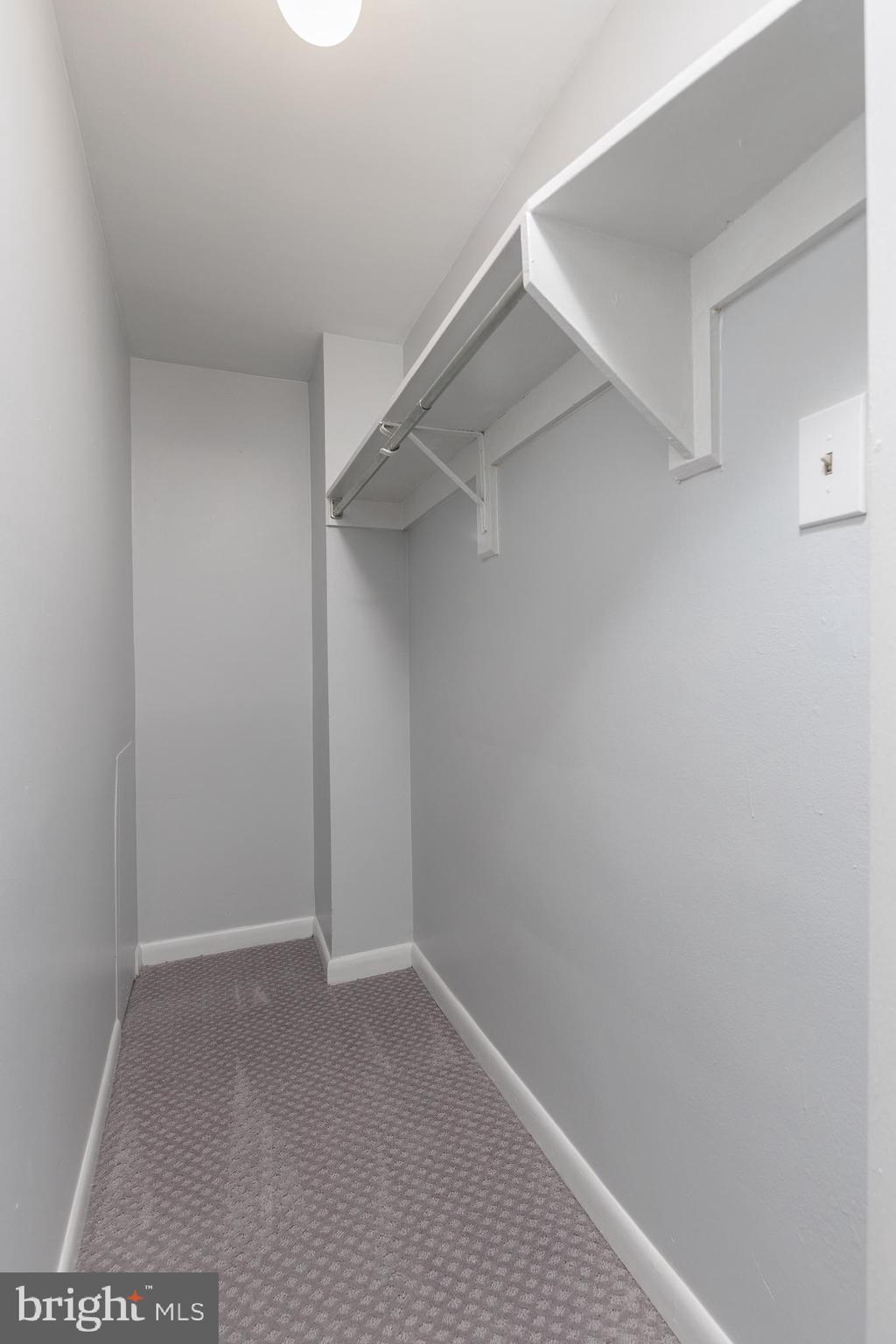 SEMINARY WALK - Residential