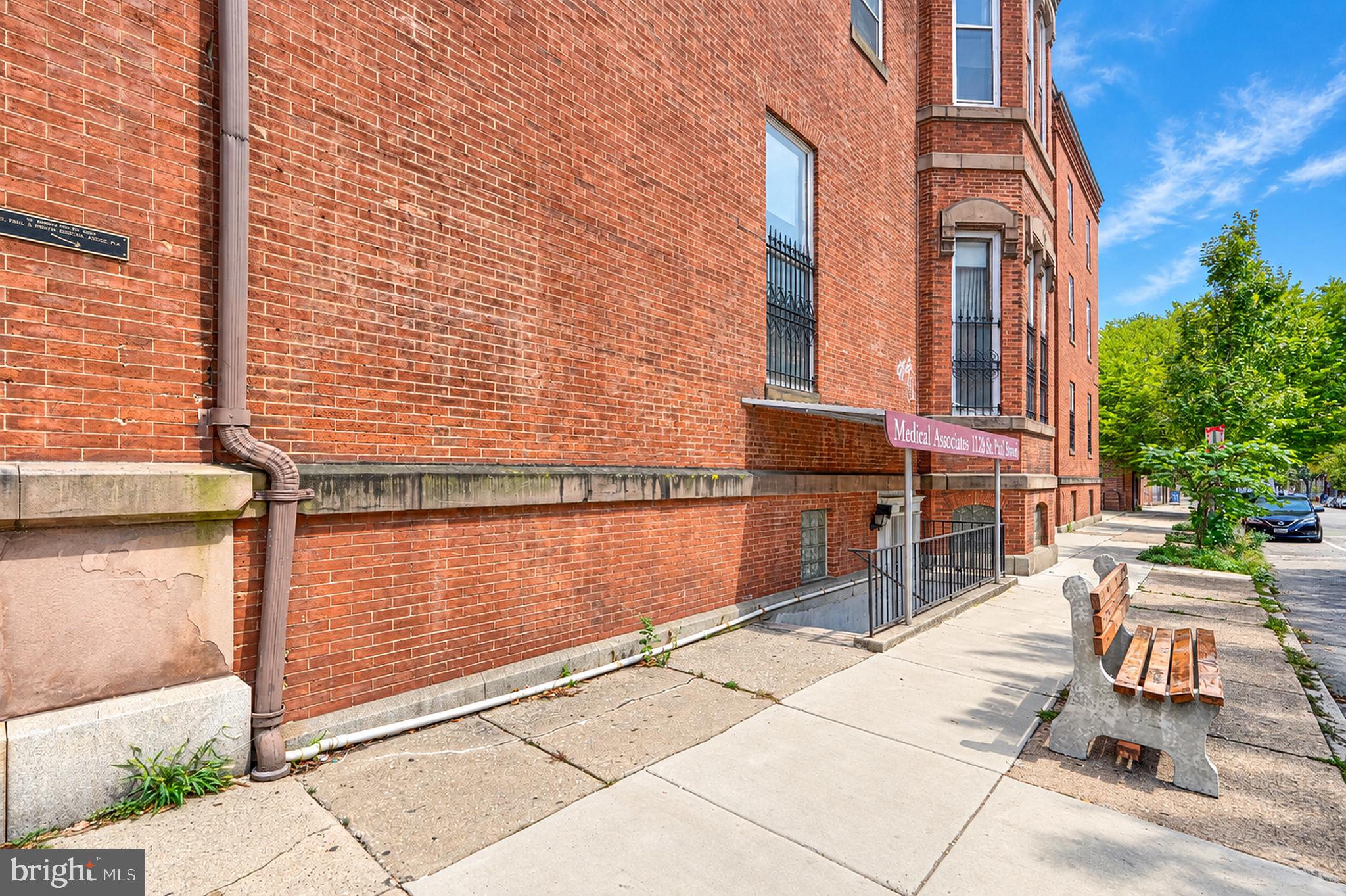 1120 SAINT PAUL STREET 15