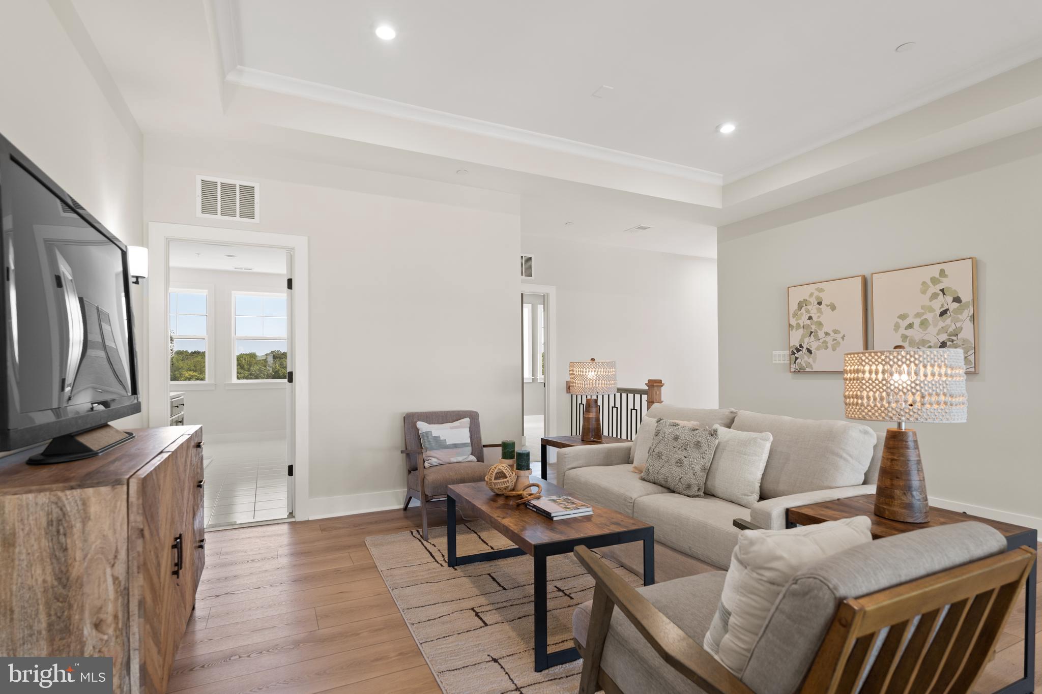 KNOB HILL ESTATES AT MADISON FIELDS - Residential