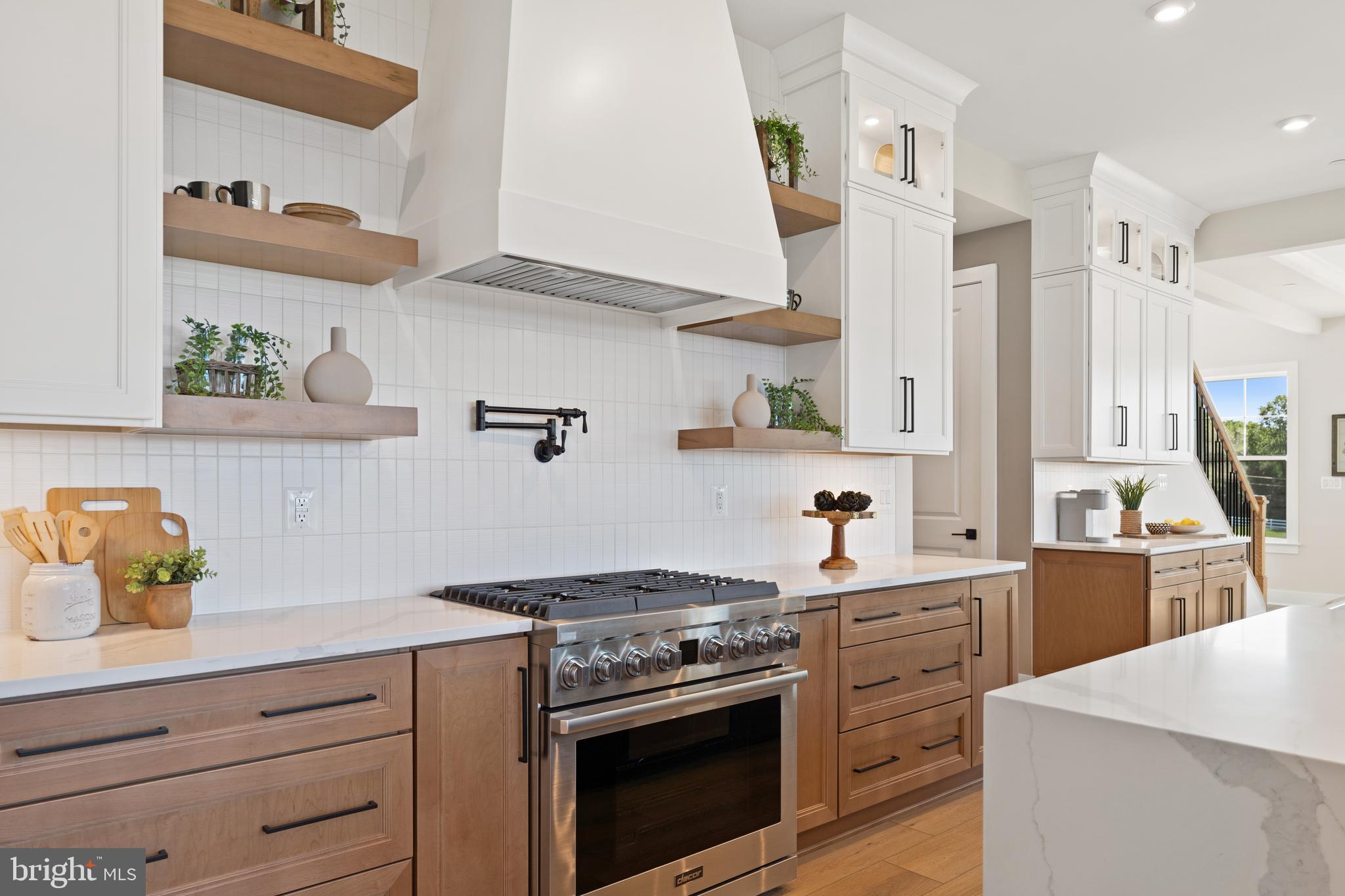 KNOB HILL ESTATES AT MADISON FIELDS - Residential