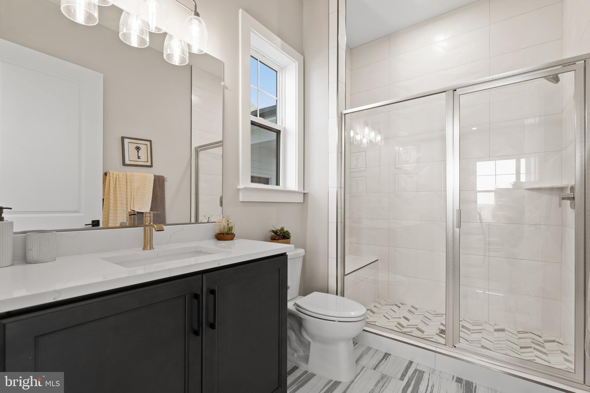 KNOB HILL ESTATES AT MADISON FIELDS - Residential