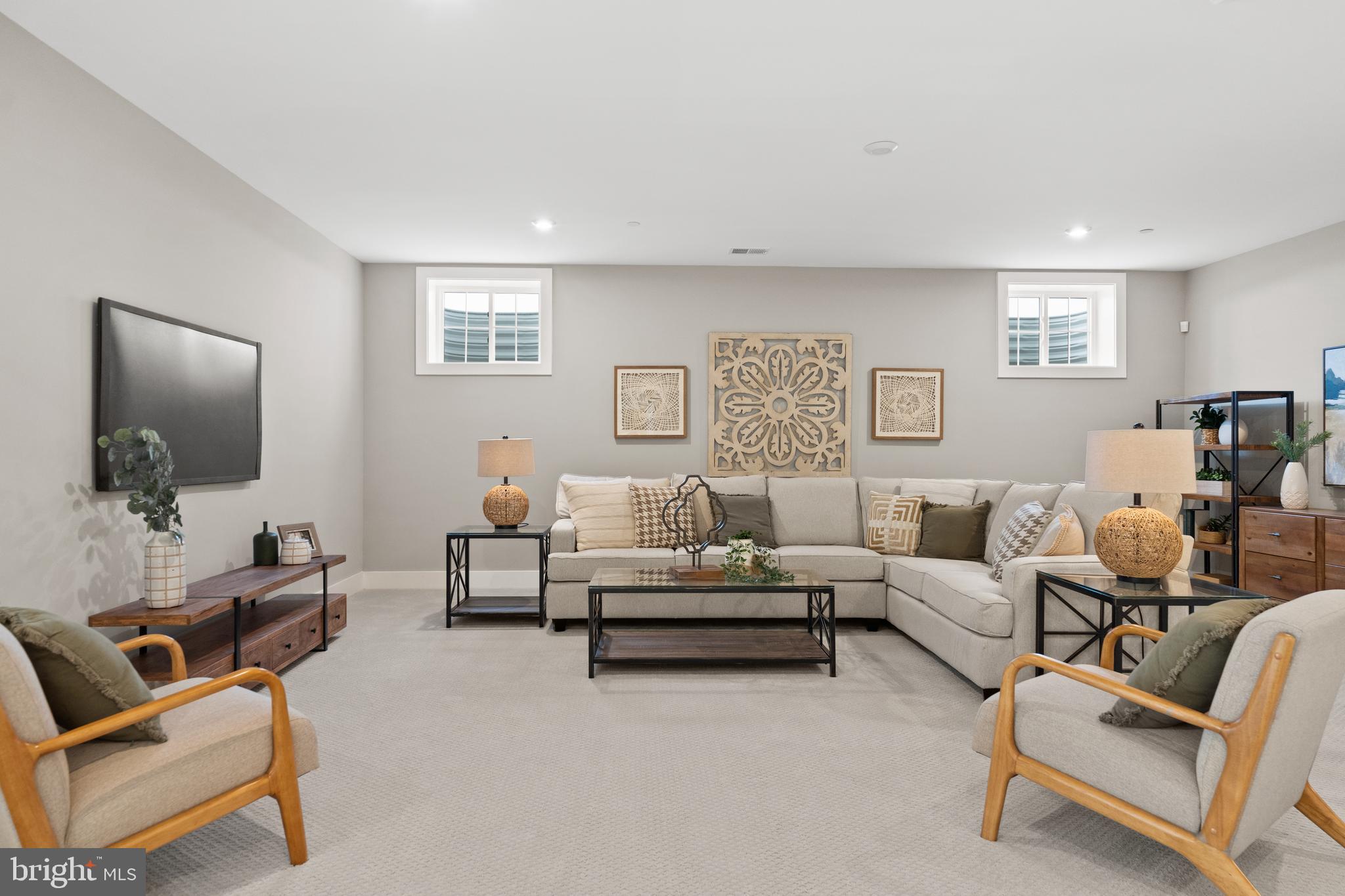 KNOB HILL ESTATES AT MADISON FIELDS - Residential