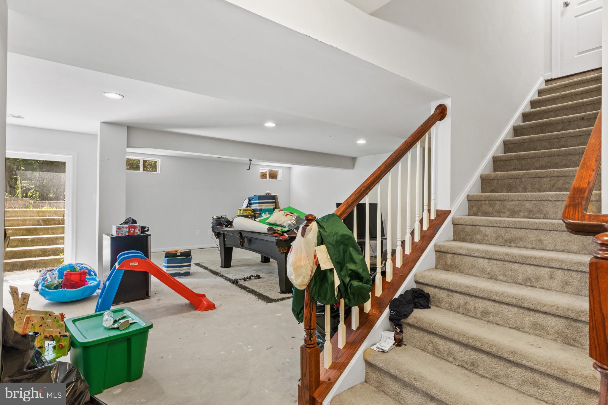 BROOKWOOD RUN - Residential