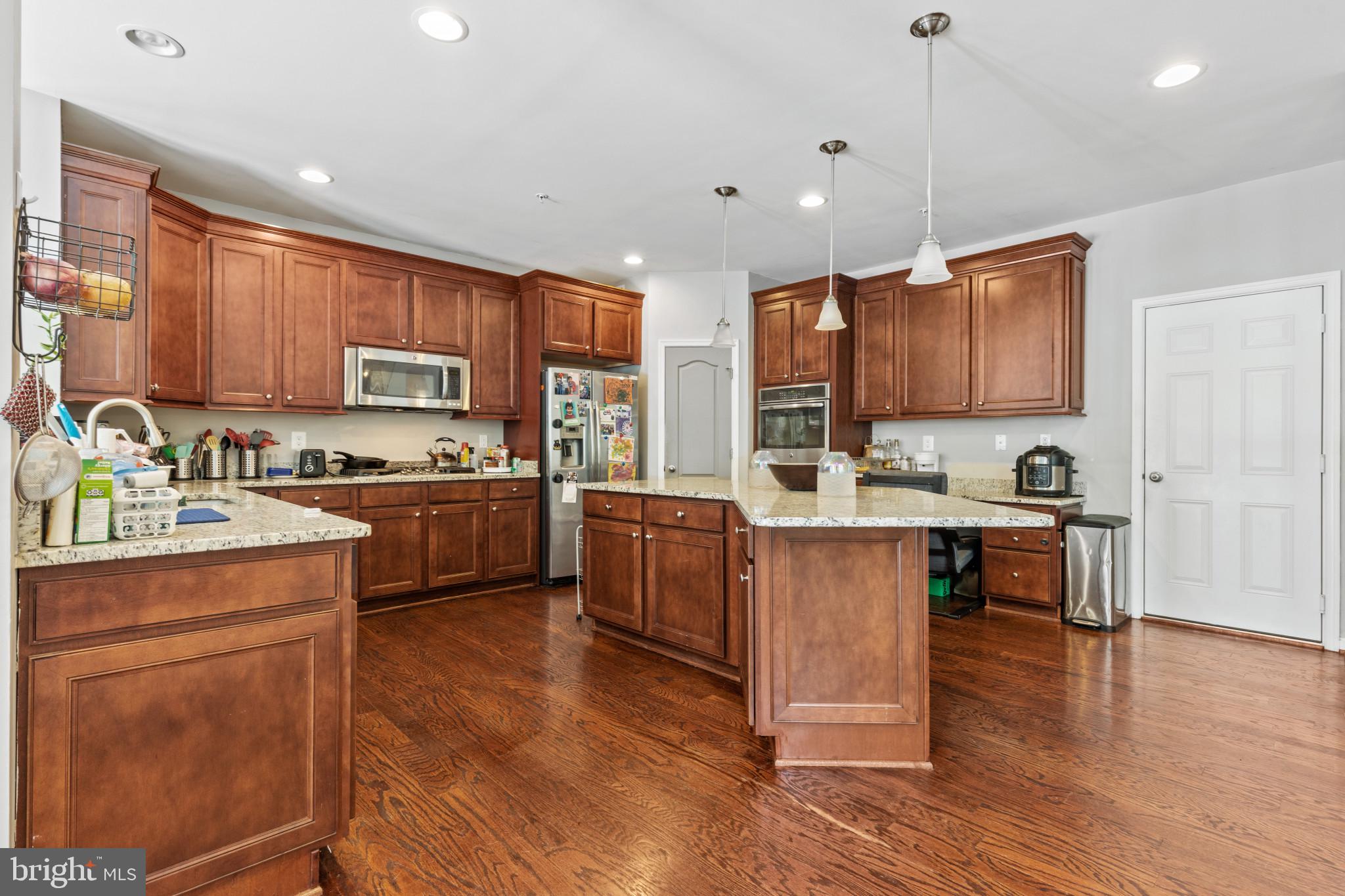 BROOKWOOD RUN - Residential