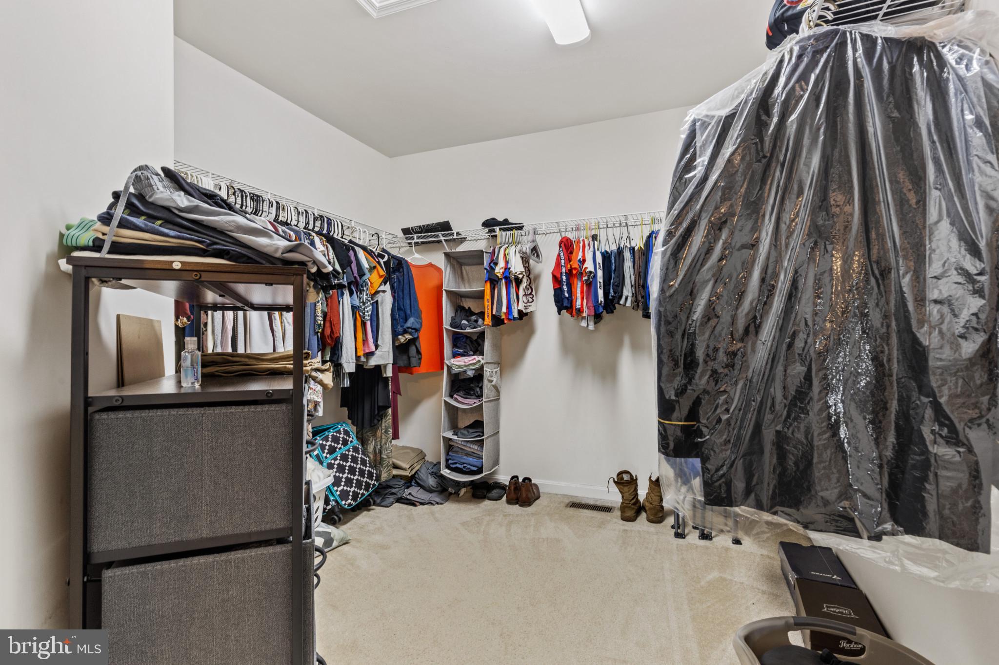 BROOKWOOD RUN - Residential