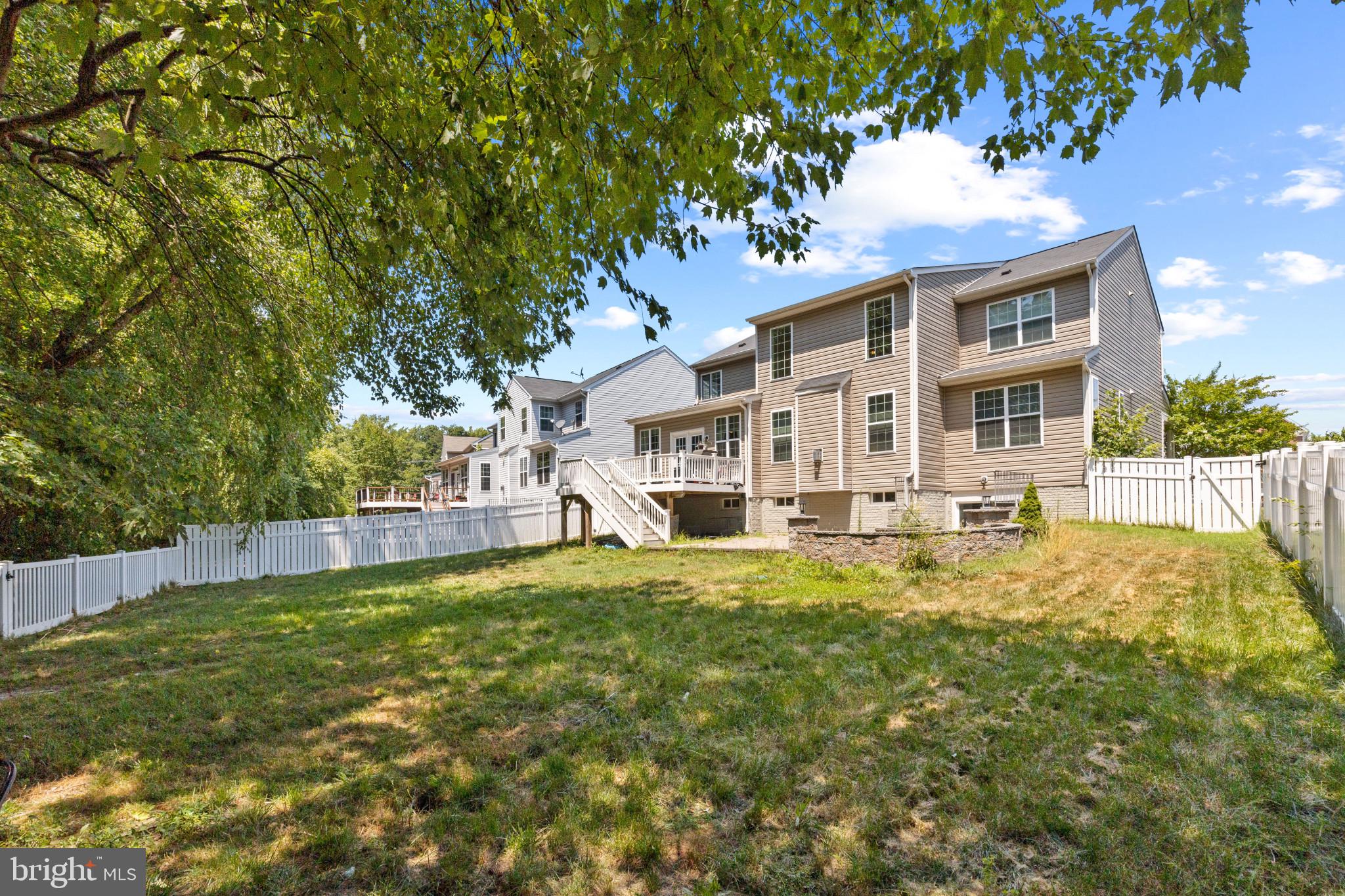 BROOKWOOD RUN - Residential