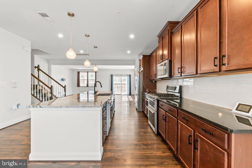 RIVERWALK AT CROFTON - Residential