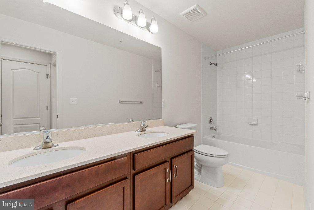 RIVERWALK AT CROFTON - Residential