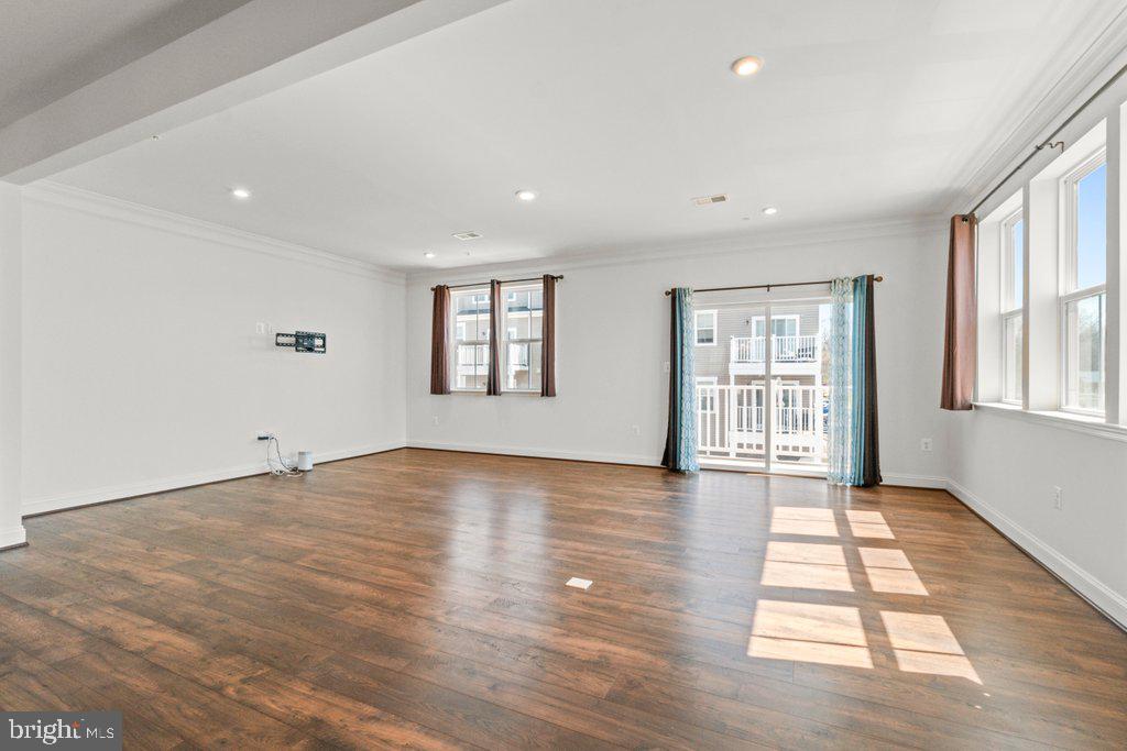 RIVERWALK AT CROFTON - Residential