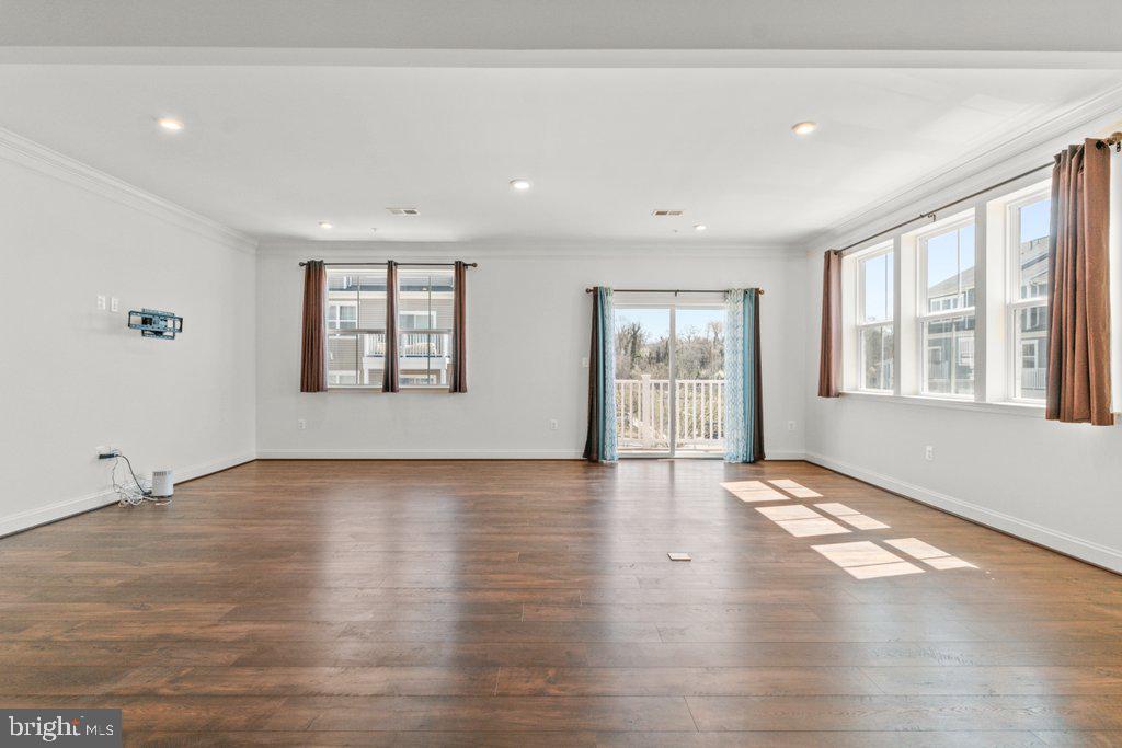 RIVERWALK AT CROFTON - Residential