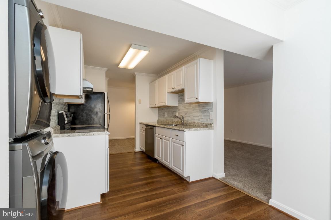 BATTERY HEIGHTS - Residential Lease