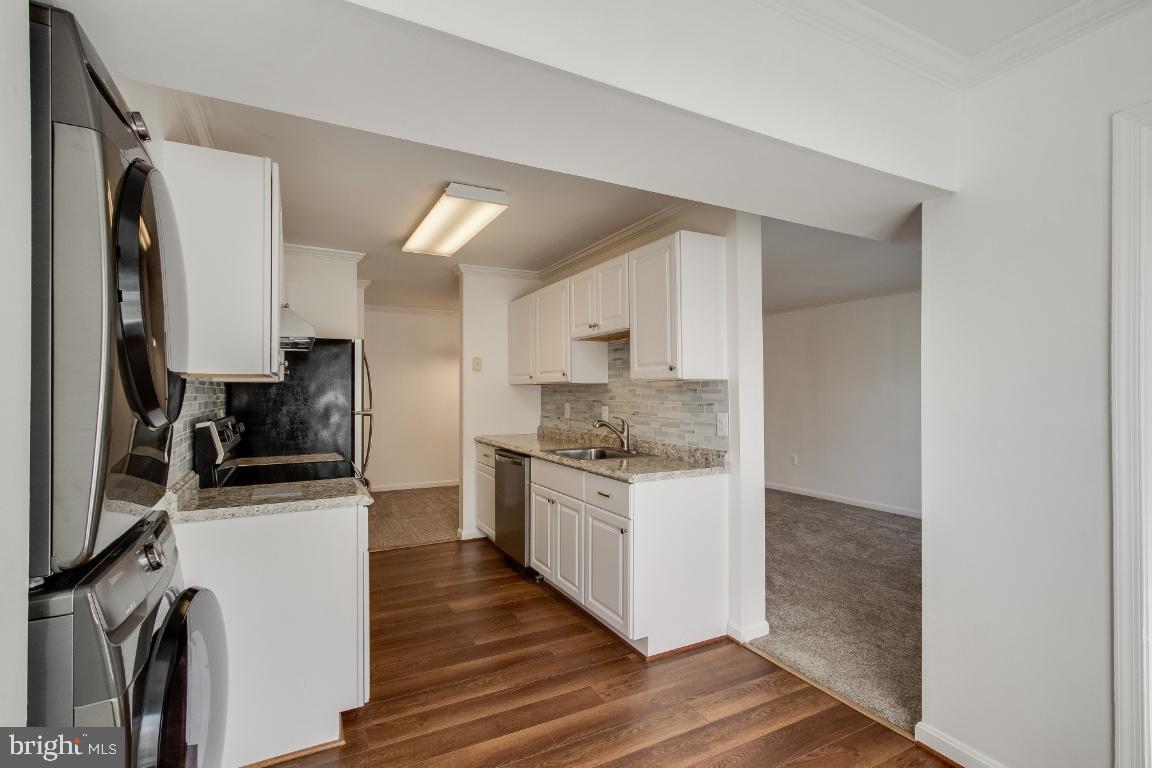 BATTERY HEIGHTS - Residential Lease