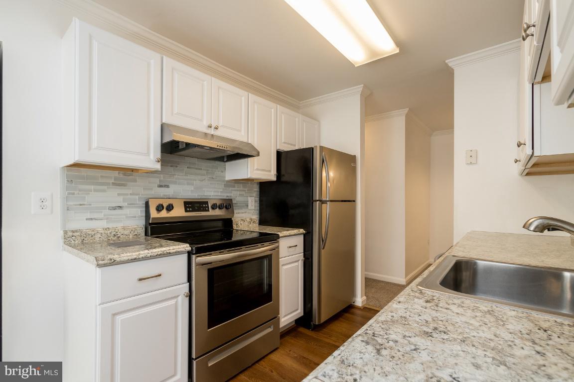 BATTERY HEIGHTS - Residential Lease