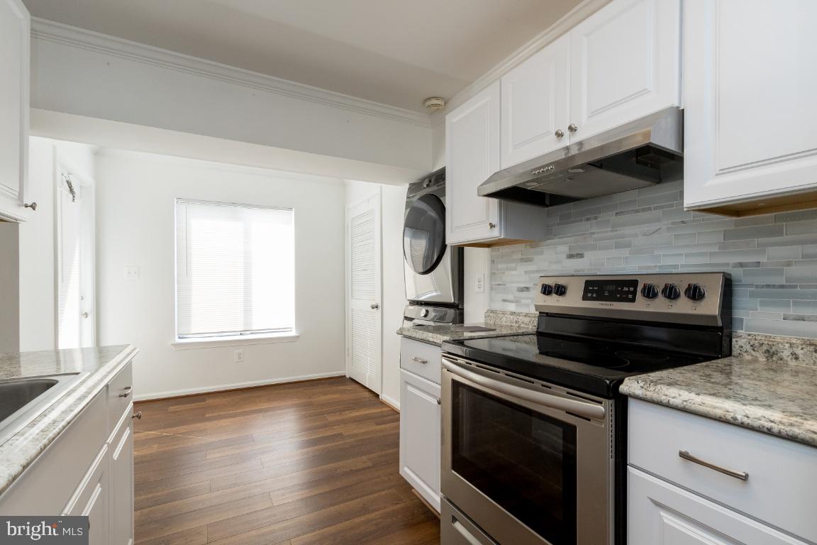 BATTERY HEIGHTS - Residential Lease