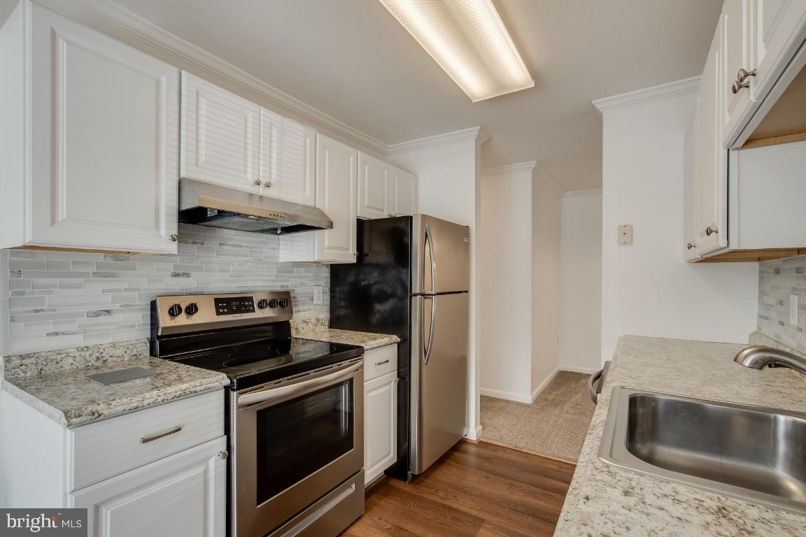 BATTERY HEIGHTS - Residential Lease