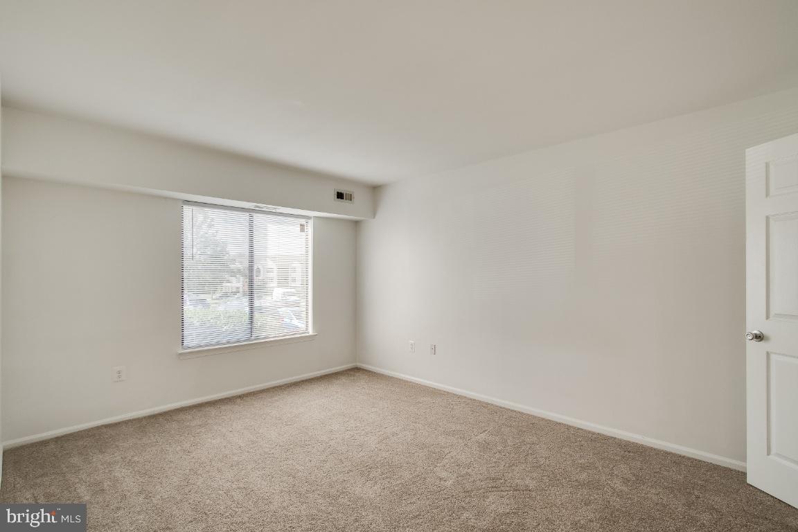 BATTERY HEIGHTS - Residential Lease