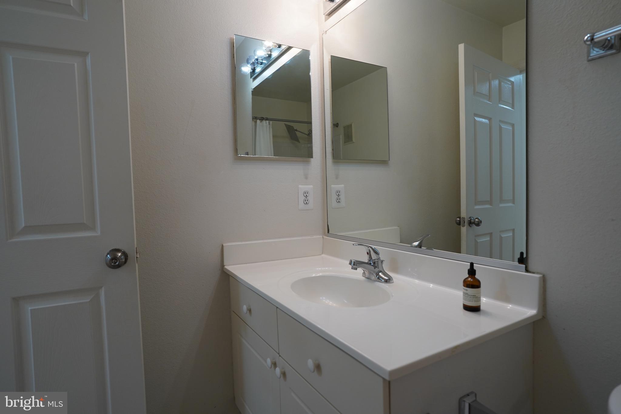 GATES OF FAIR LAKES - Residential Lease