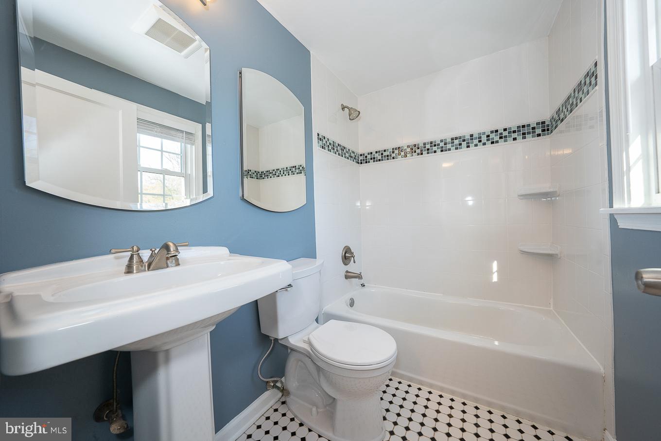 DREXEL HILL - Residential